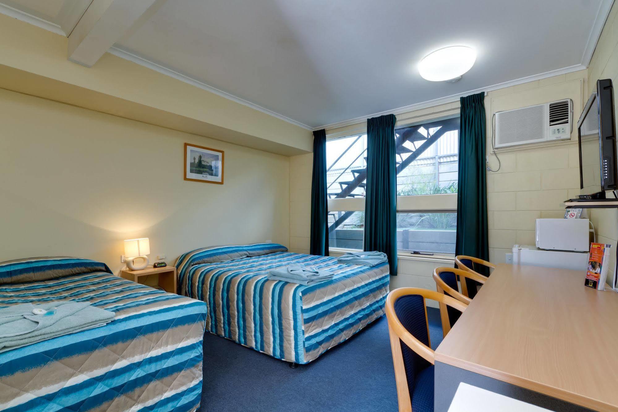 أدليد Enfield Motel المظهر الخارجي الصورة