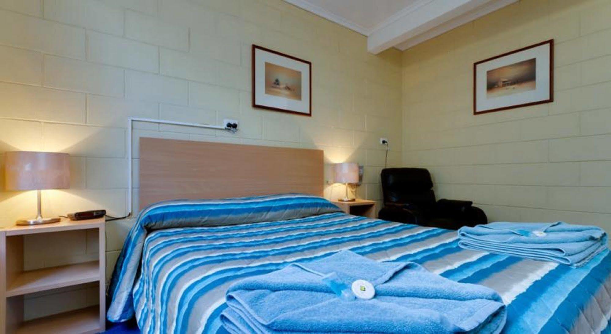 أدليد Enfield Motel المظهر الخارجي الصورة
